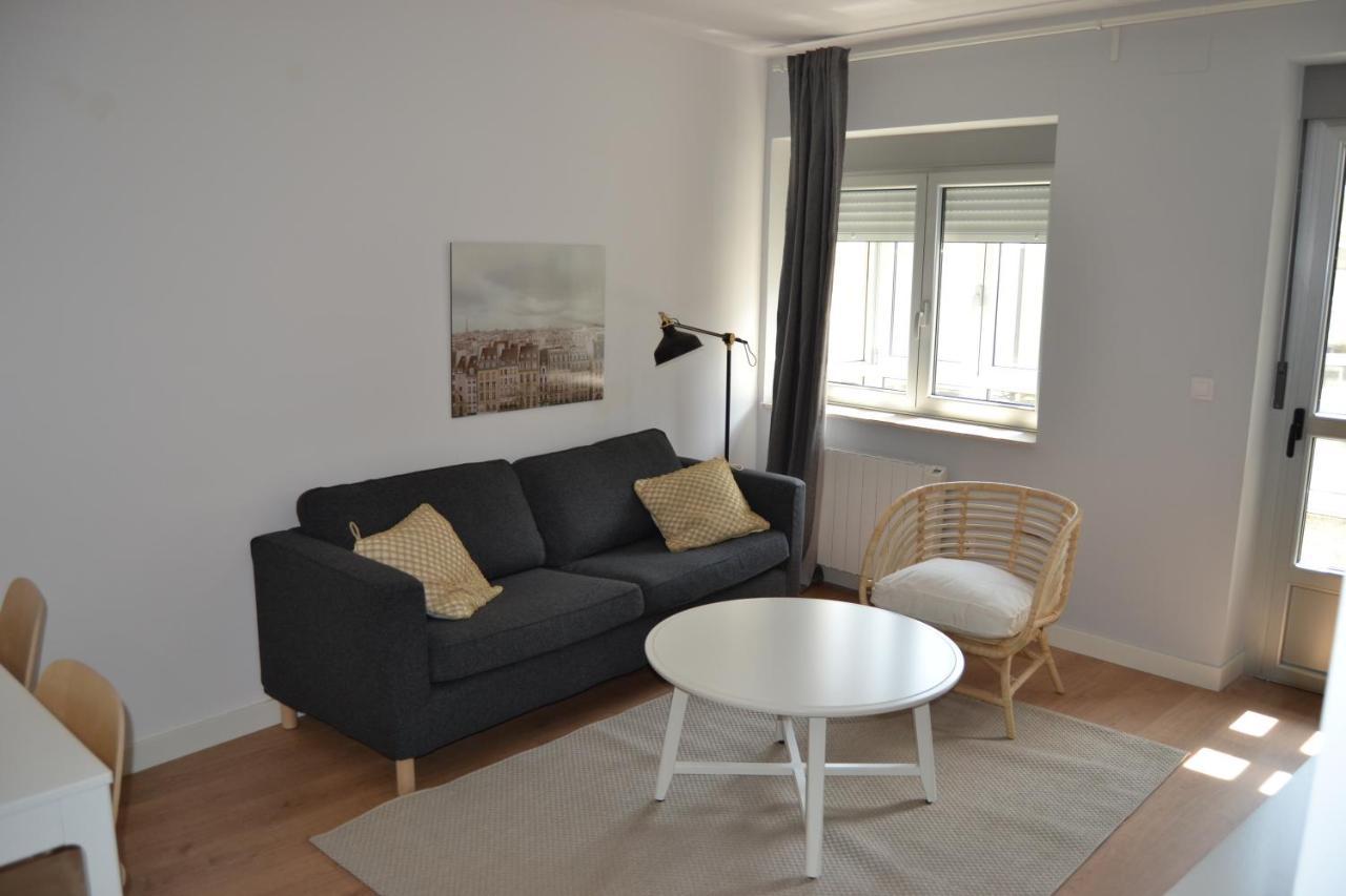 Inmoinsuas Yoana Home Sarria Exteriör bild