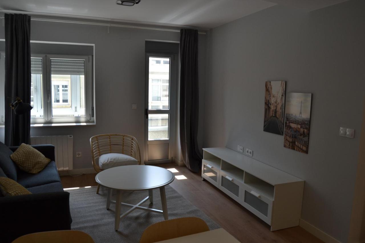 Inmoinsuas Yoana Home Sarria Exteriör bild